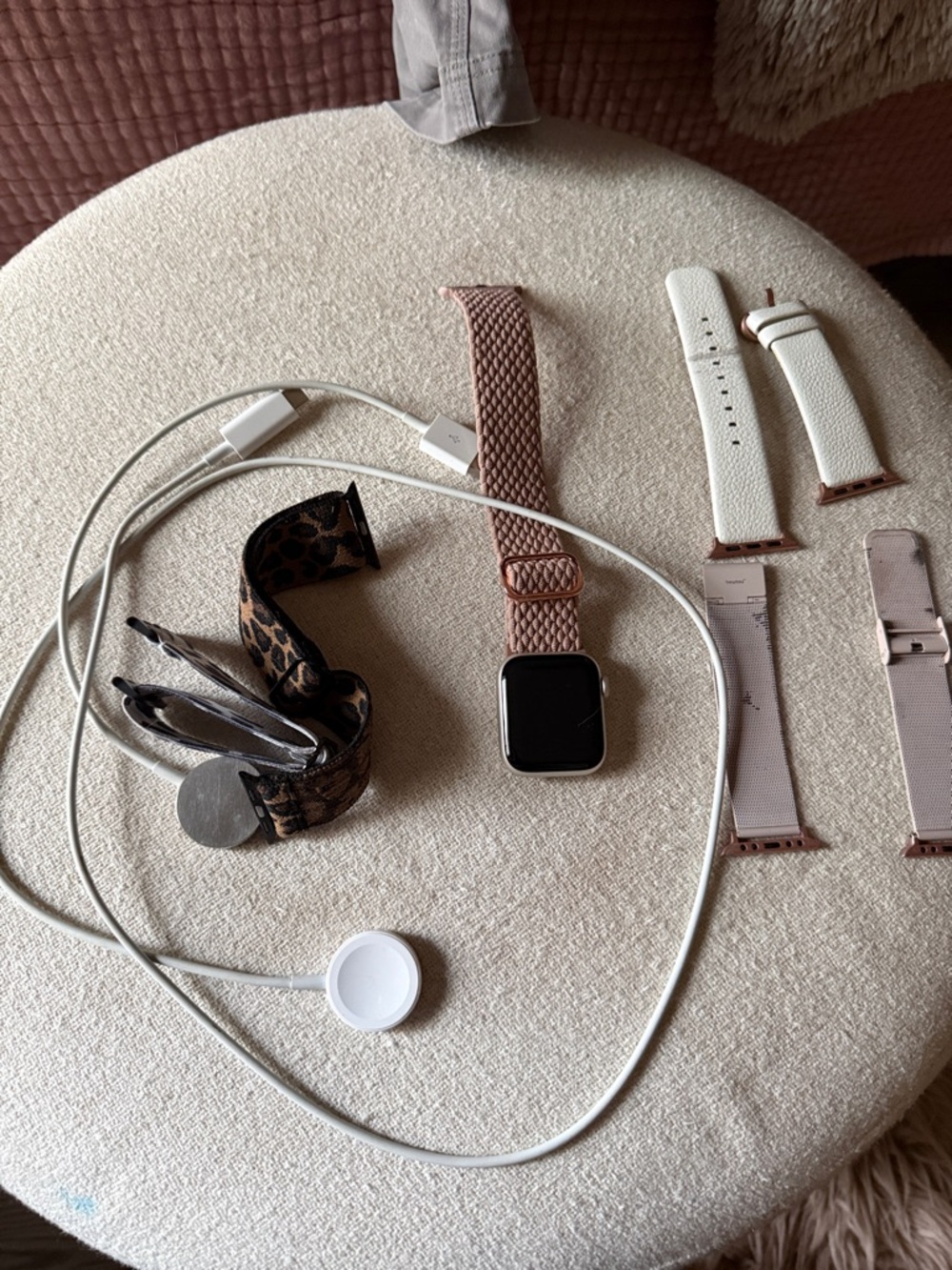 Apple Pink Mesh Smartwatch with Multiple Strap Options